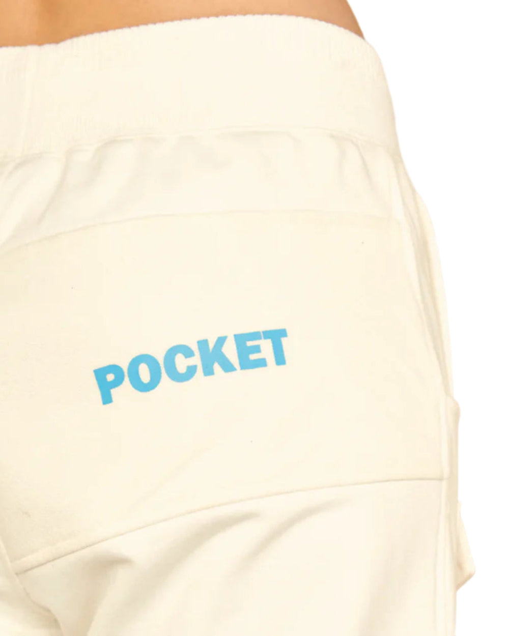 Pantalón Mixed Pants YOut Crema Mujer Detrás Modelo Detalle