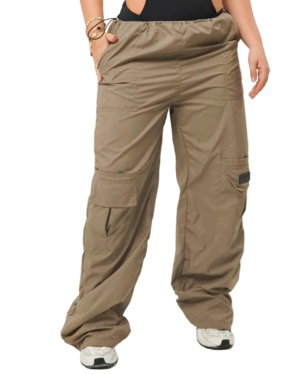Pantalón Verona Labeur Arena Mujer Frontal Modelo Detalle