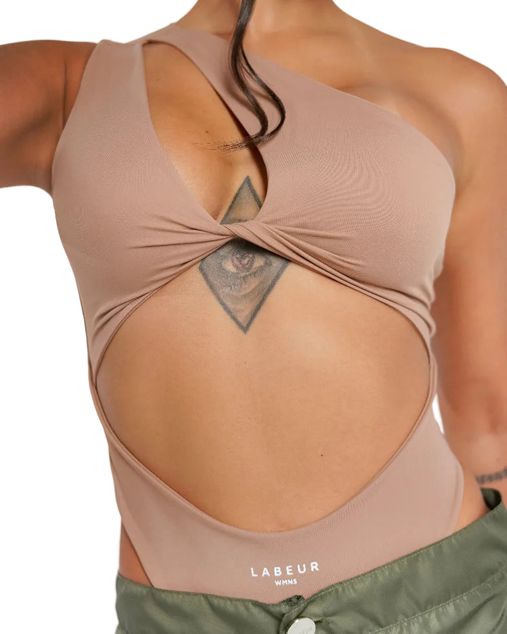 Body Nemesi Labeur Café Mujer Frontal Modelo Detalle