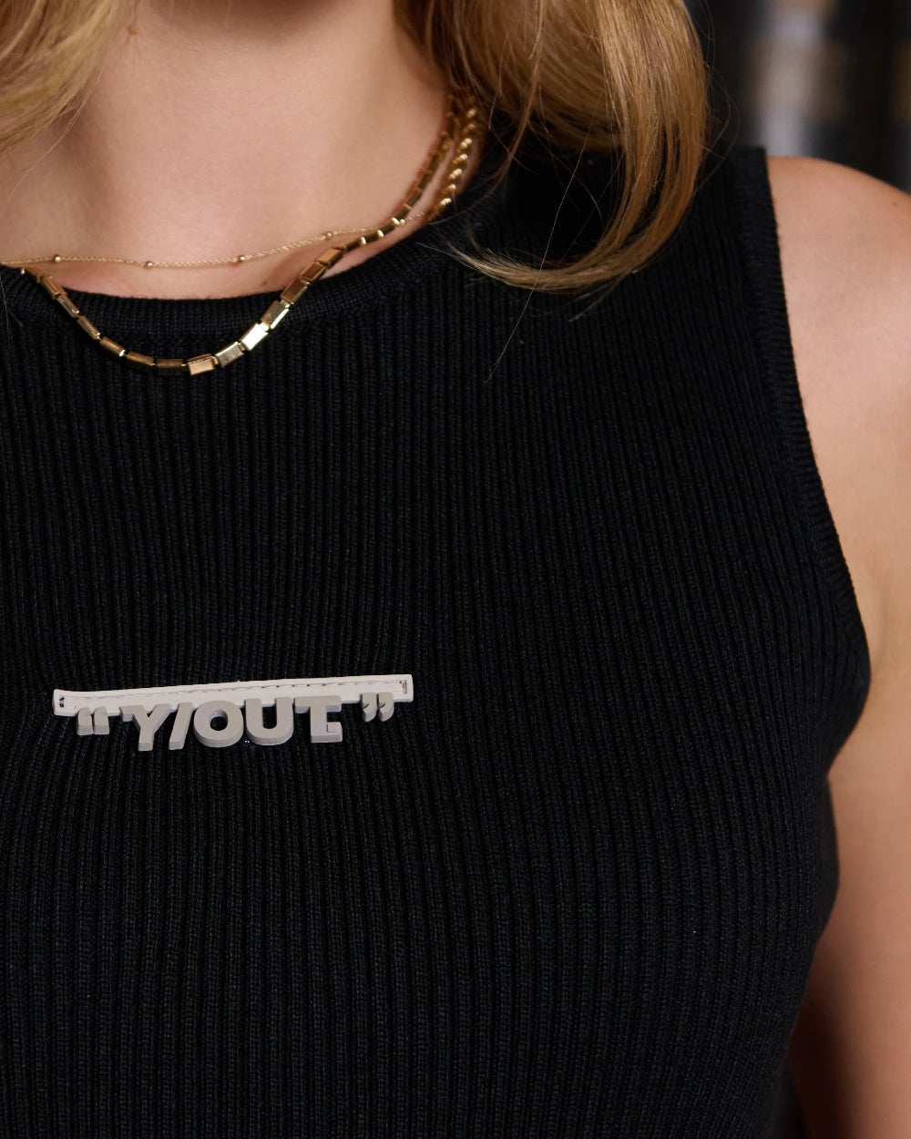 MEMORIES Top YOut Mujer Detralle Modelo