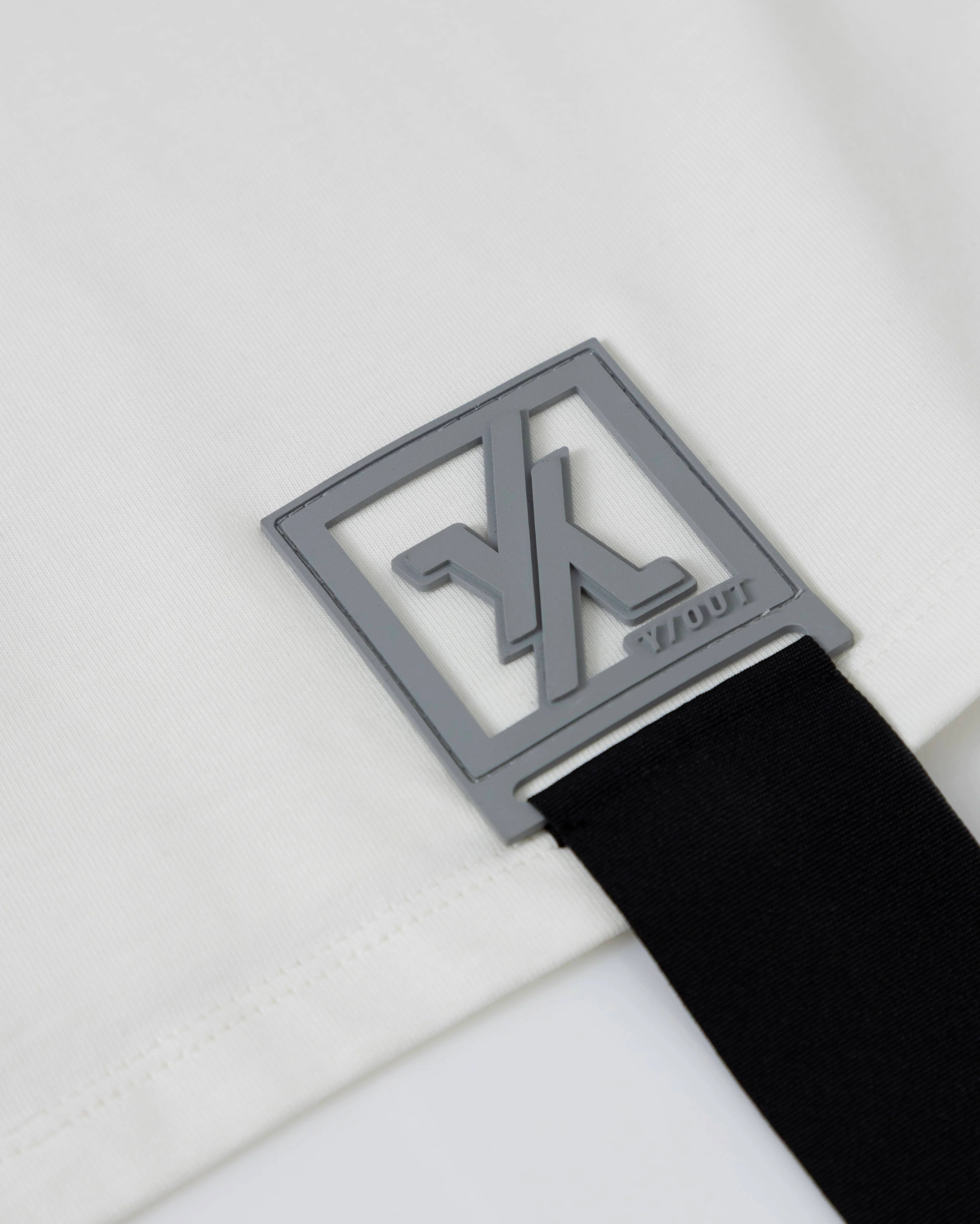 Crop Top DESTROYED CROP Y/Out