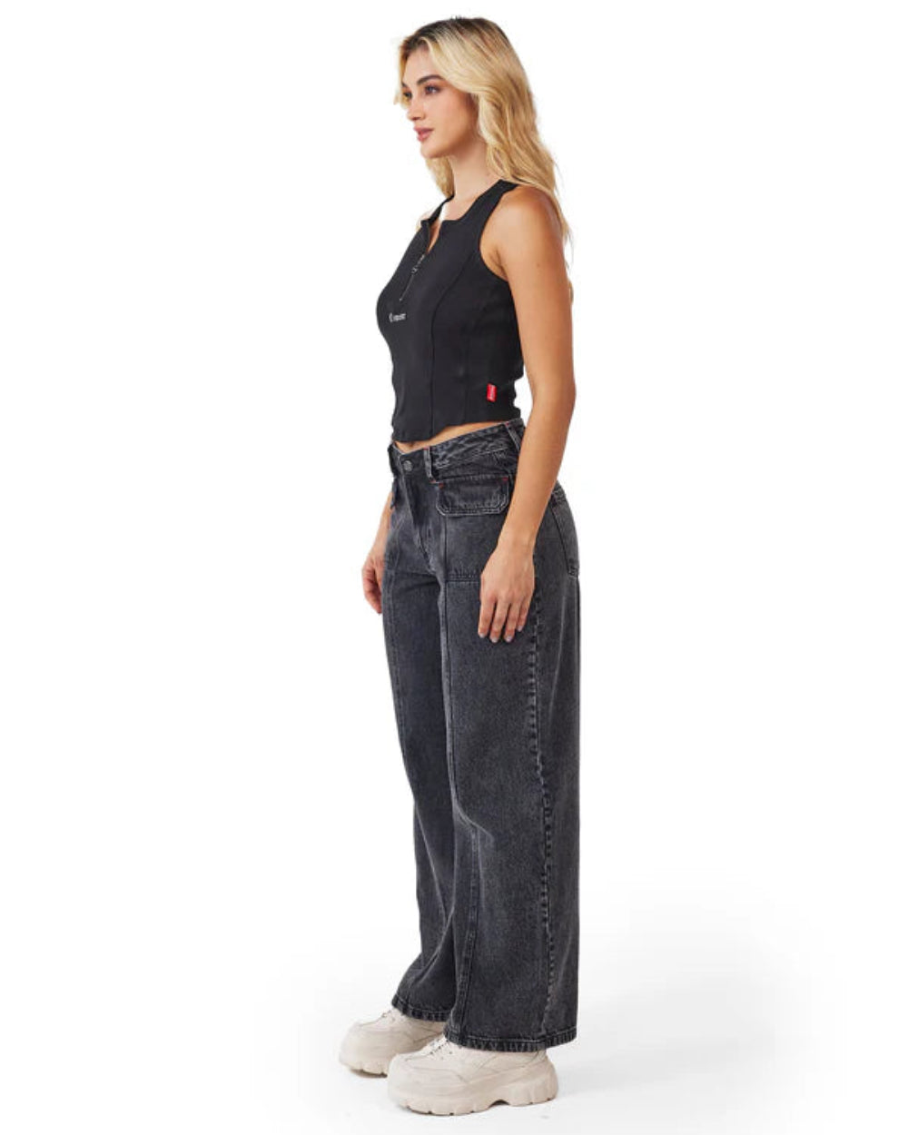 Crop Top Fragile Clemont Negro Lateral General Mujer