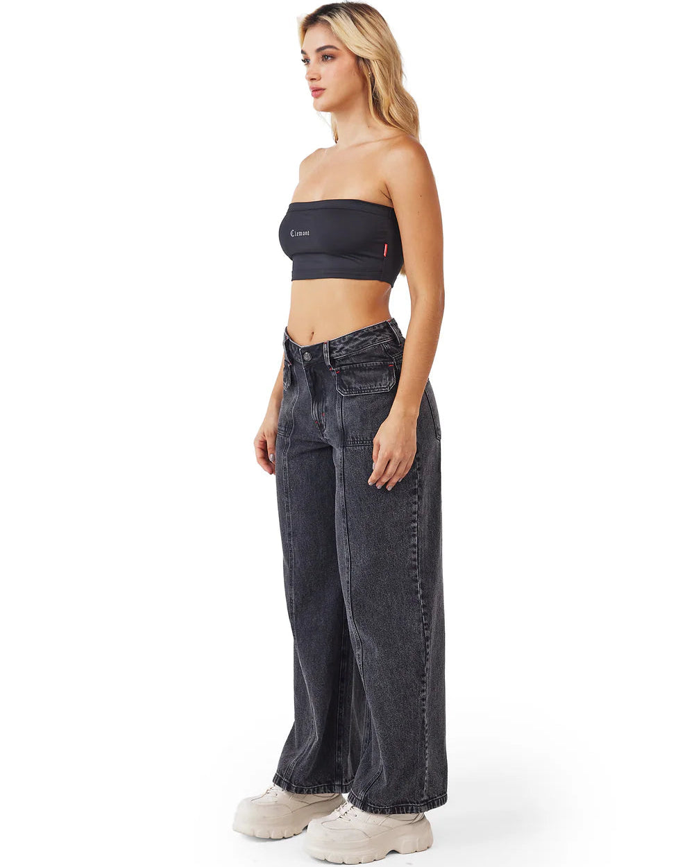 Crop Top Resa Clemont Negro Mujer Lateral General Modelo