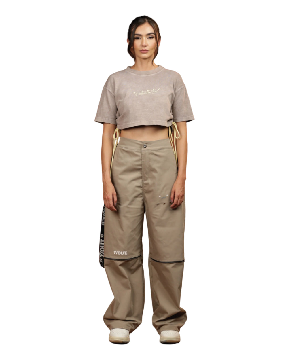 Pantalón AMP YOUT Mujer Frontal Modelo