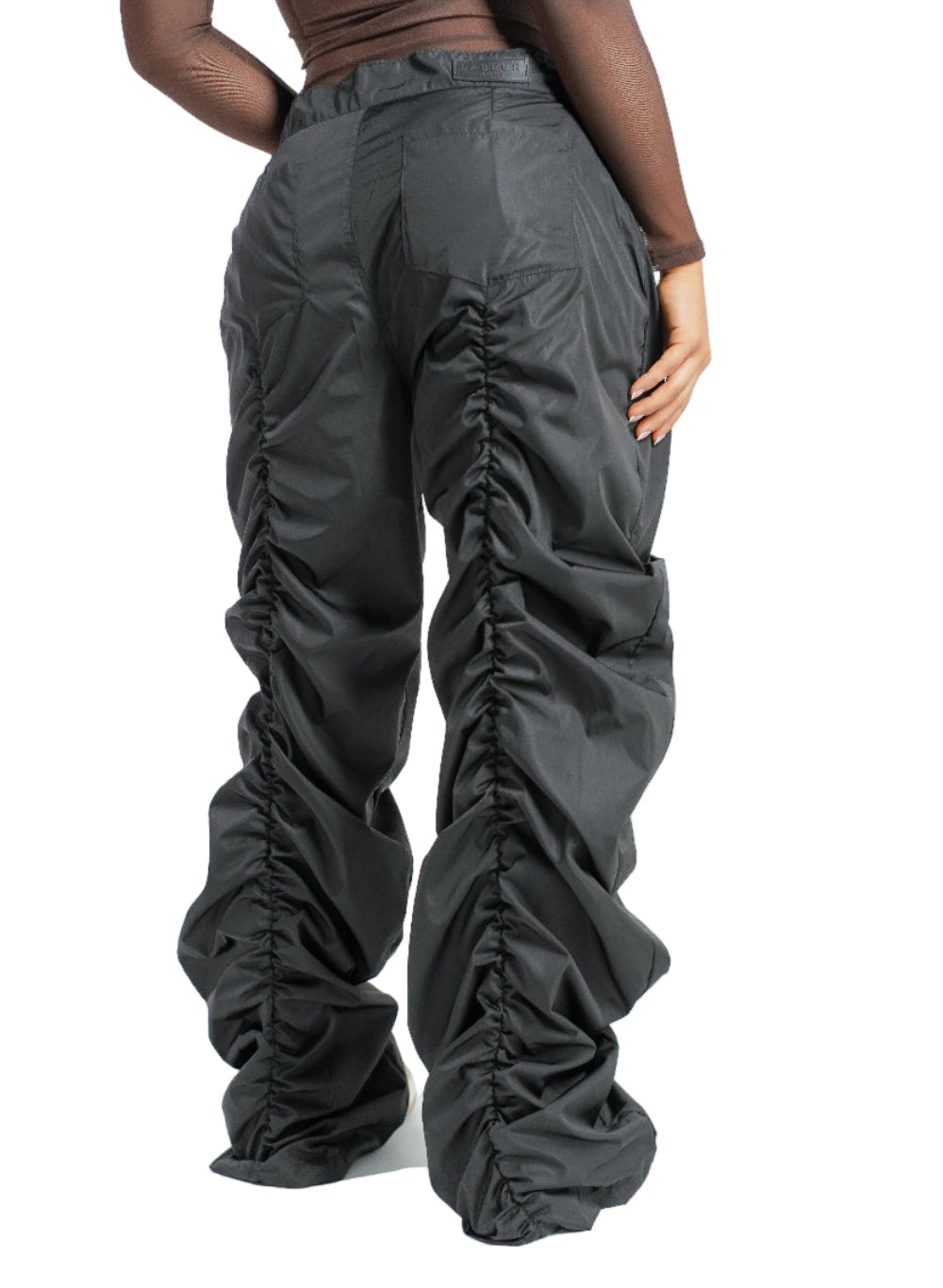 Pantalón Gaia Mujer Detrás Modelo