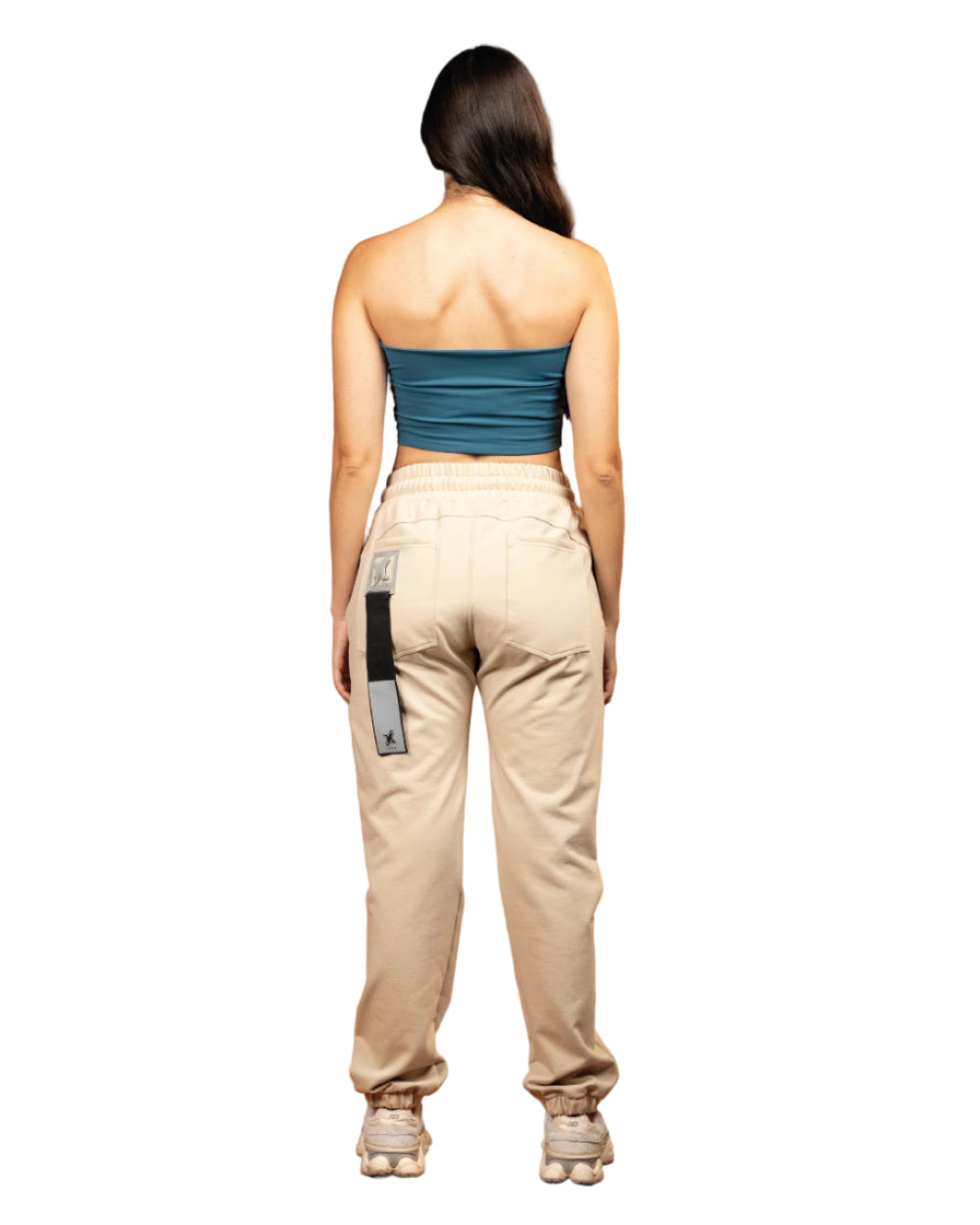 Sudadera Adapter SweatPants YOut Beige Detrás Modelo