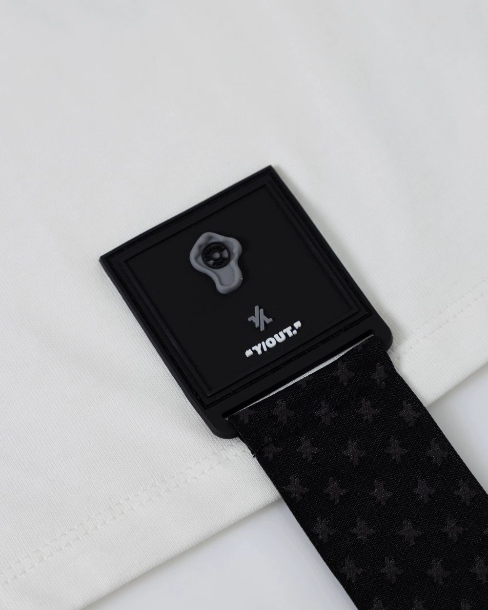 Crop Top Xclusive Y/out Blanco Mujer Detrás Detalle