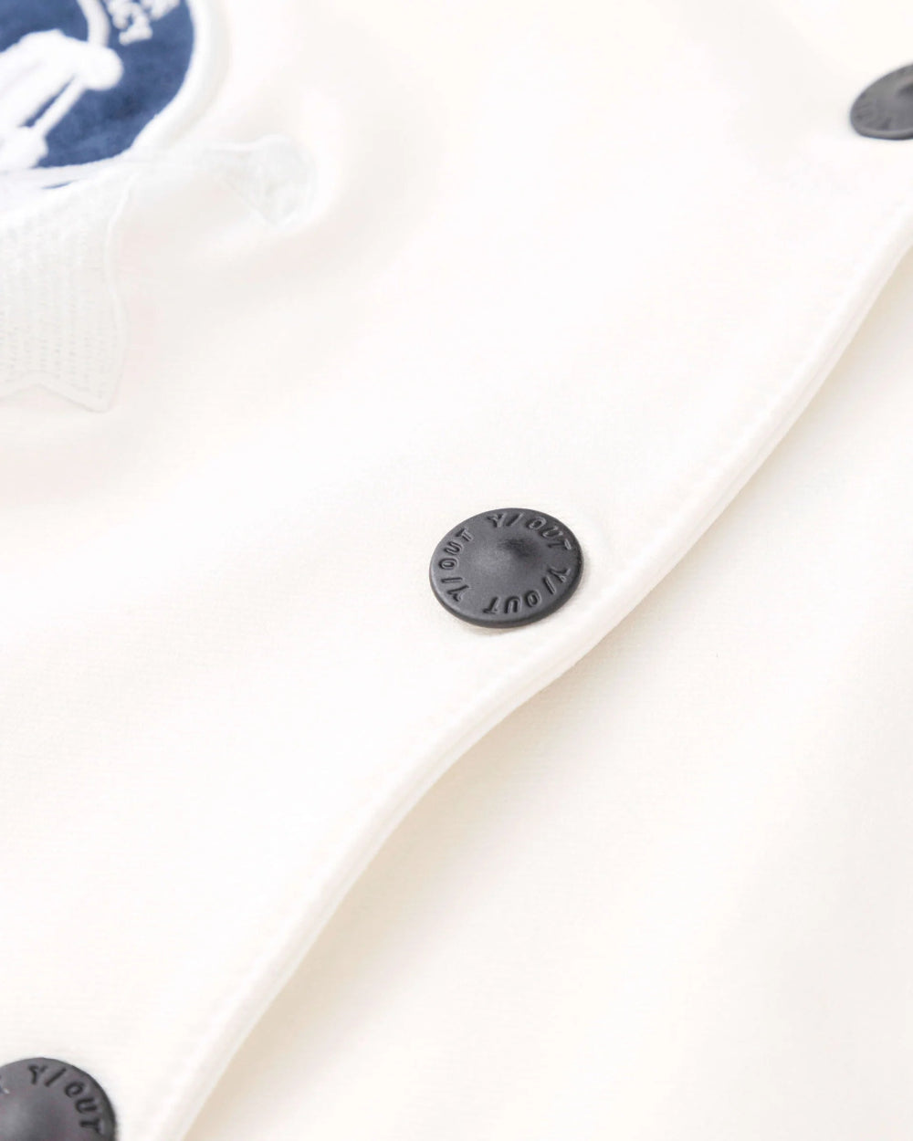 Camisa Fifties Shirt YOut Crema Mujer Frontal Detalle Botón