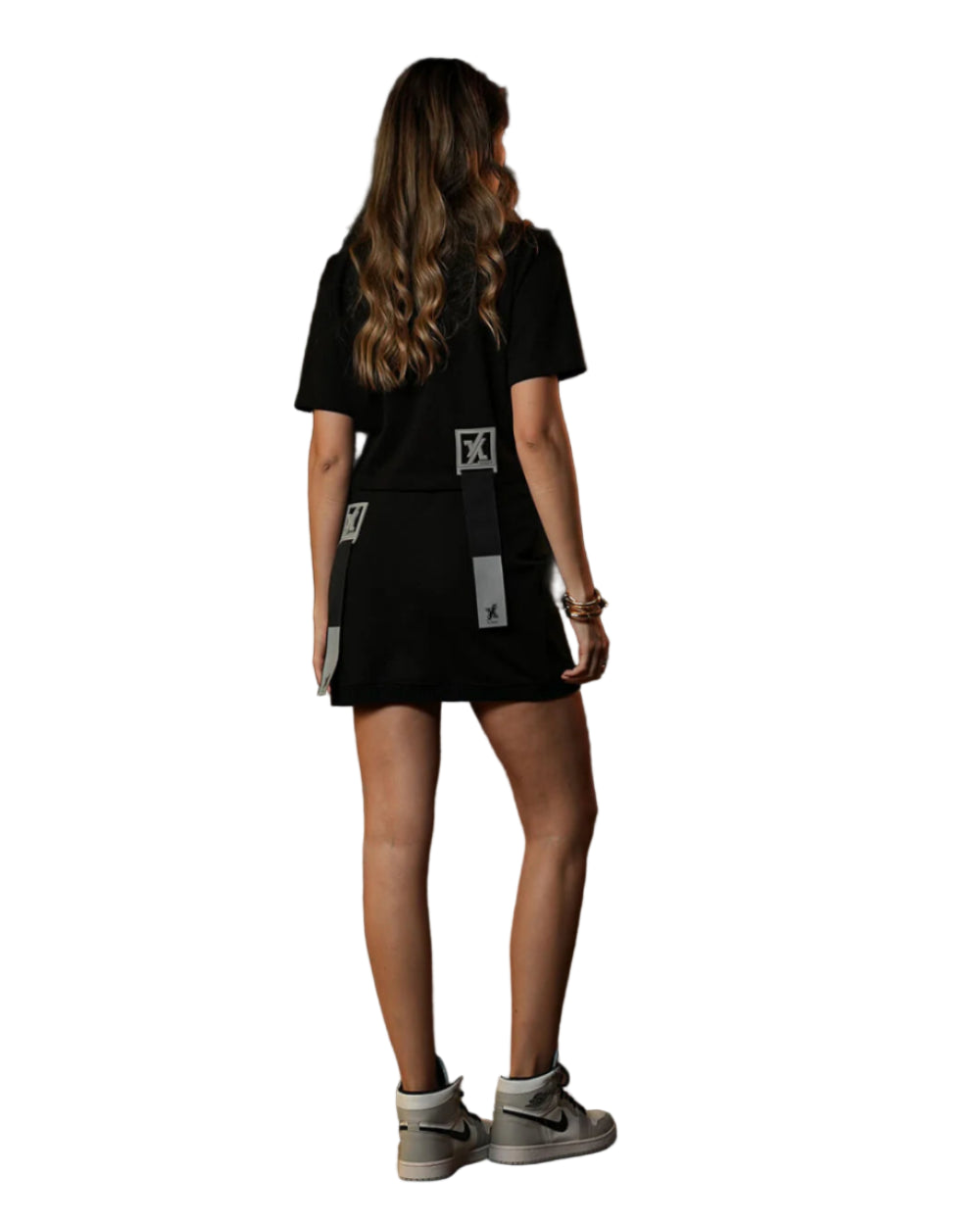 Falda Posh Skirt YOut Negro Mujer Detrás Modelo