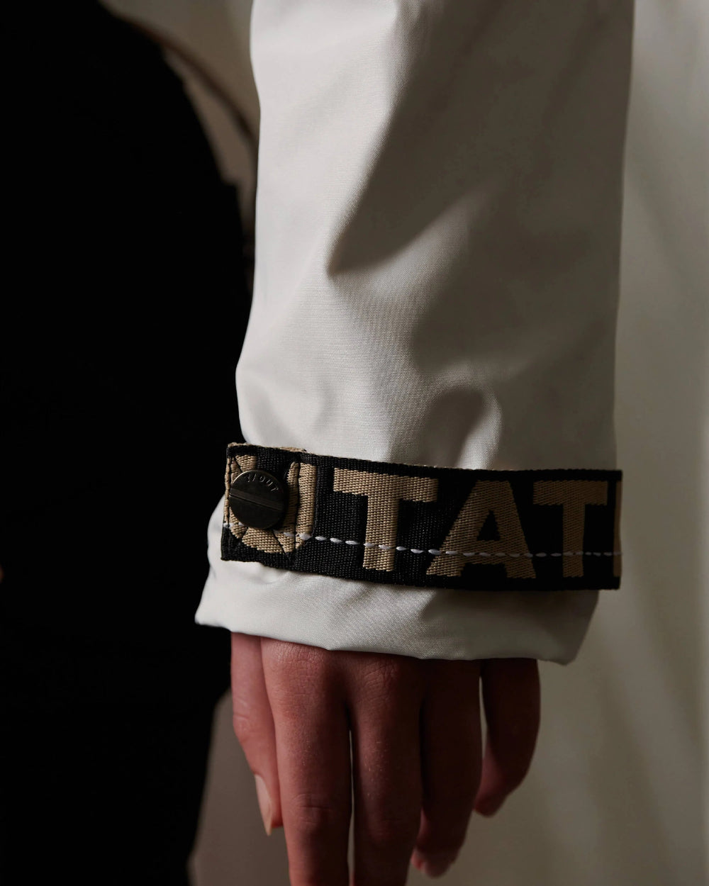 GLACIAL JACKET YOut Mujer Detalle