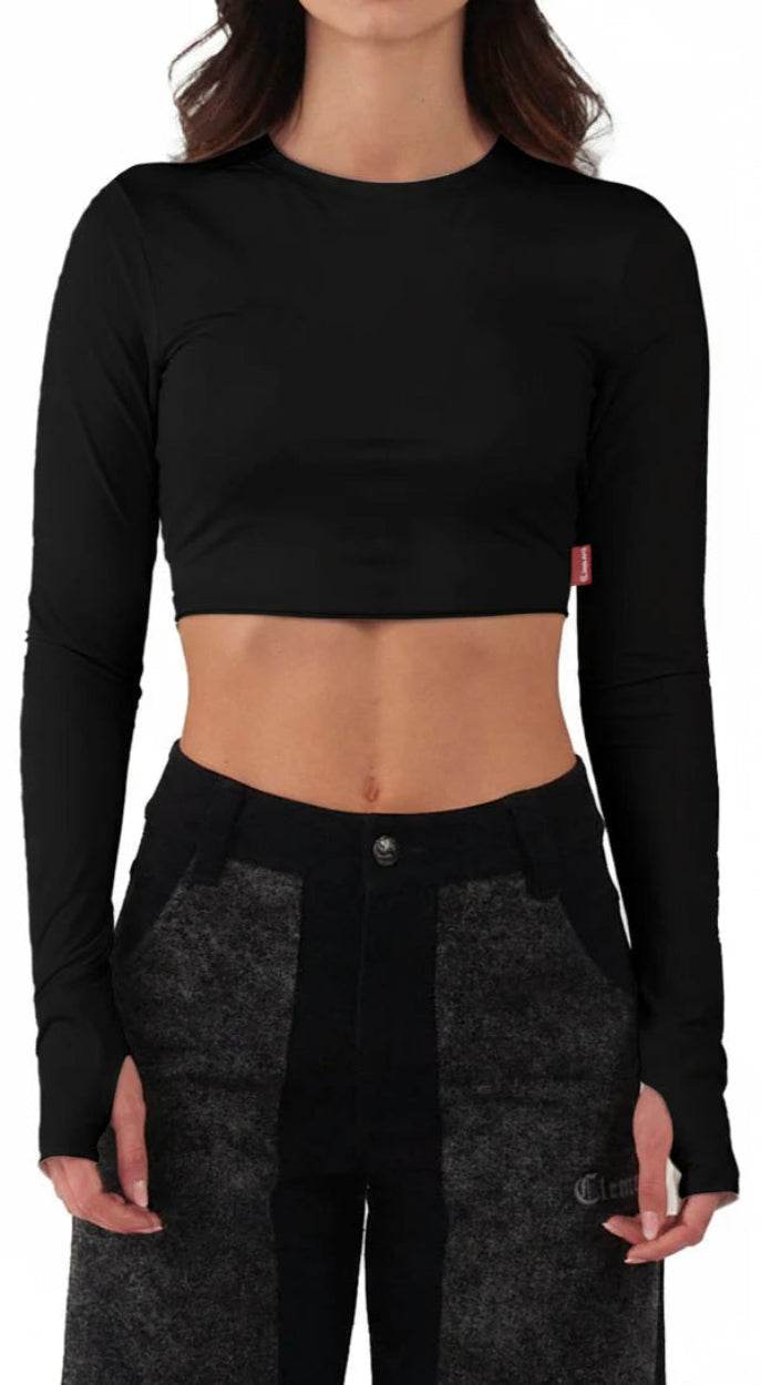 Crop Top Divinazione Clemont Mujer color Negro Frente Modelo