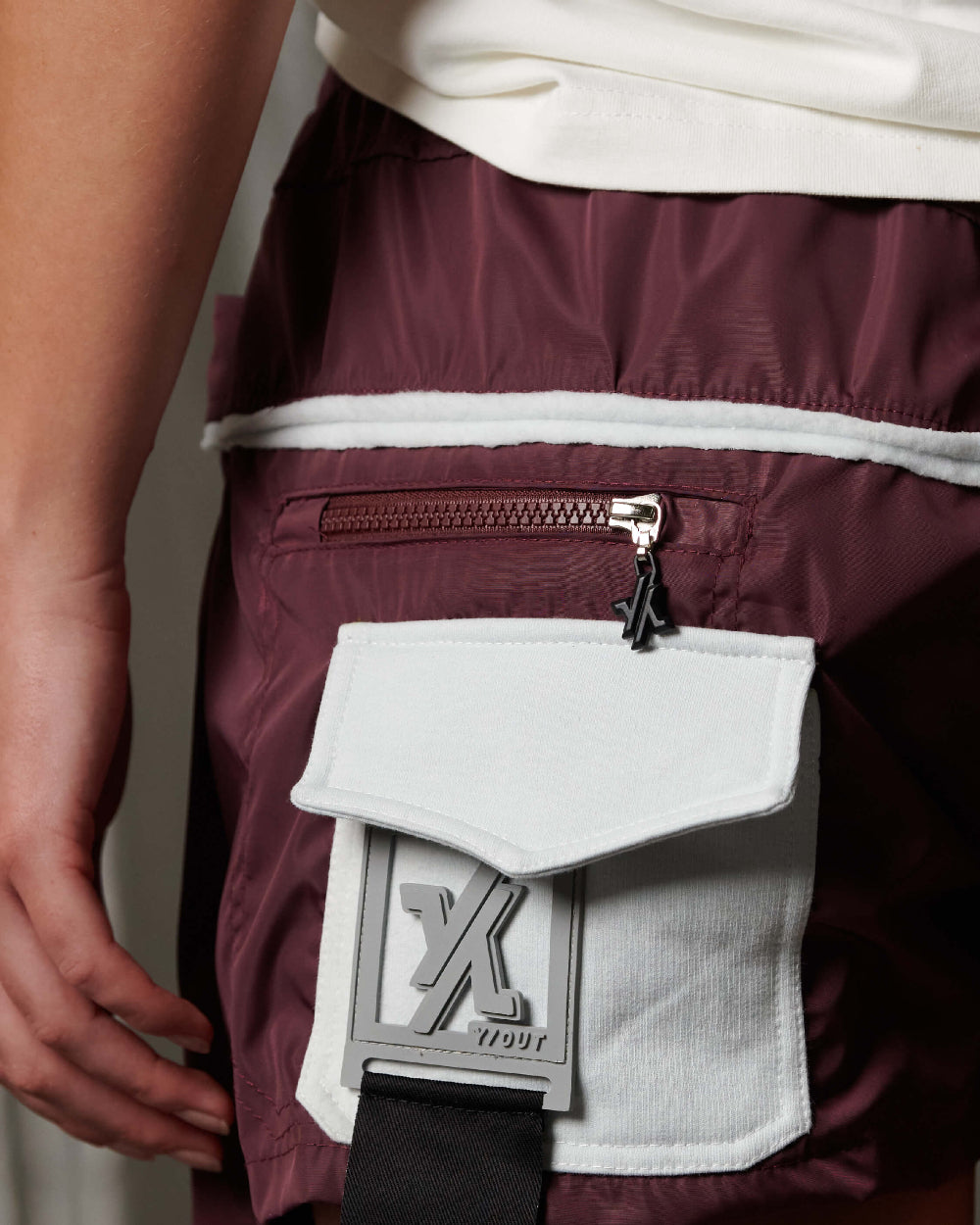 SHORT MIST YOut Mujer Detalle Modelo