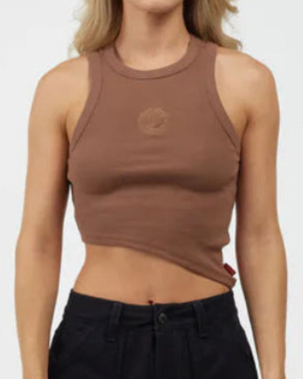 Crop Top Piacevole Clemont nude Mujer Frontal Modelo