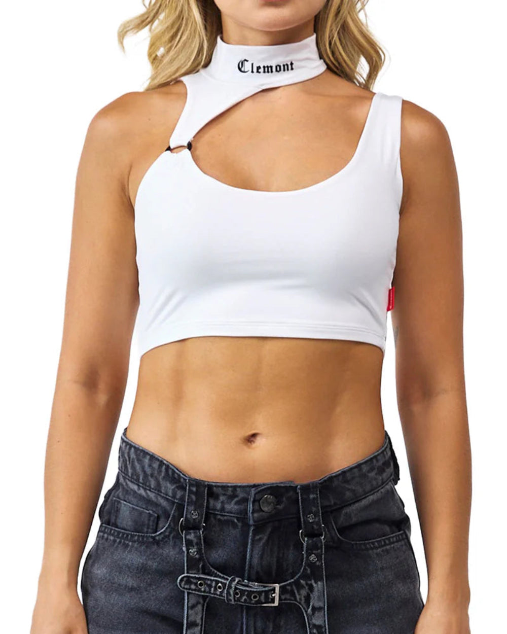 Crop Top Ascesa Blanco Frontal Modelo