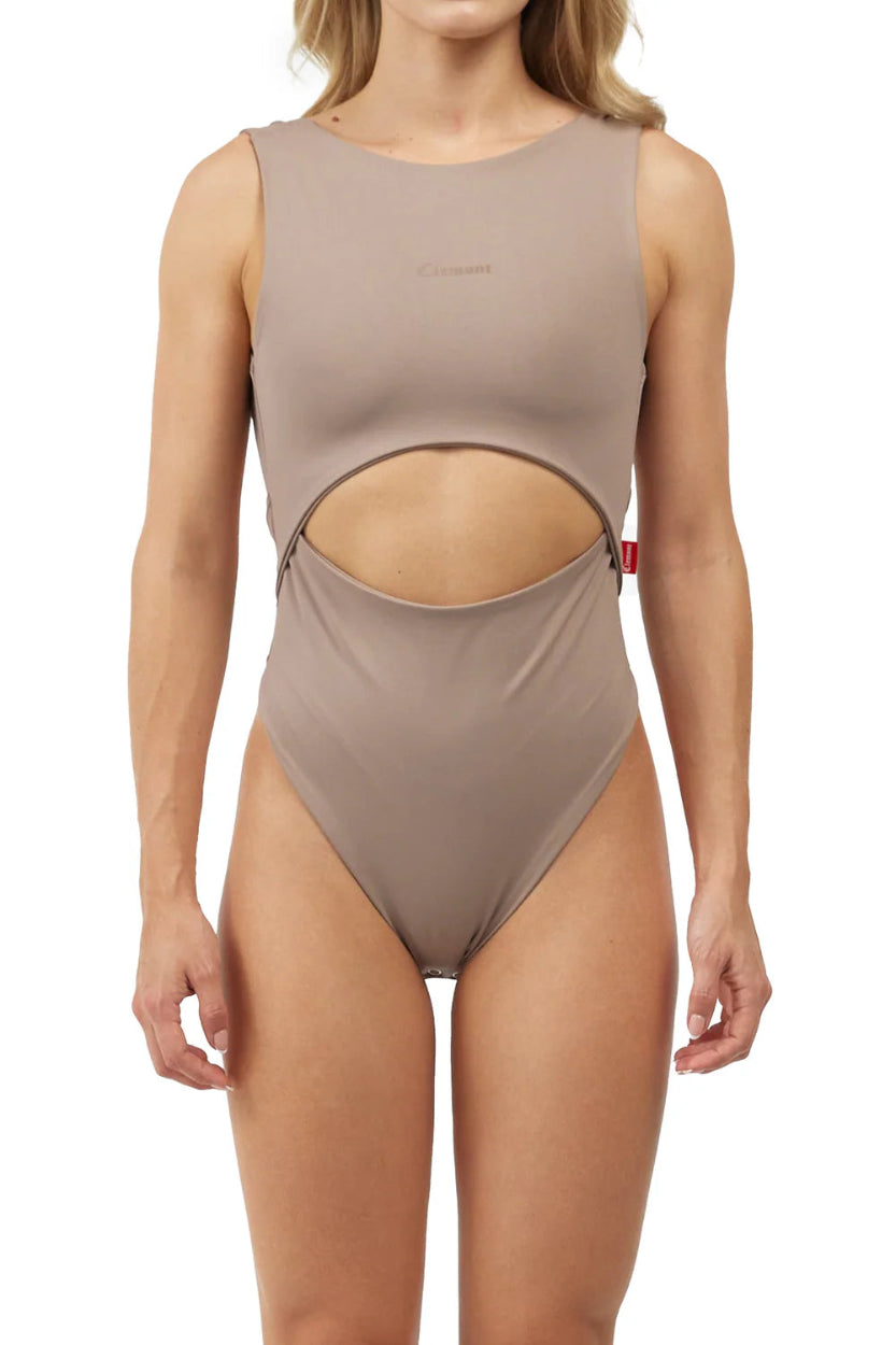 Body Piacere Clemont Mujer Color Taupe Frontal Modelo