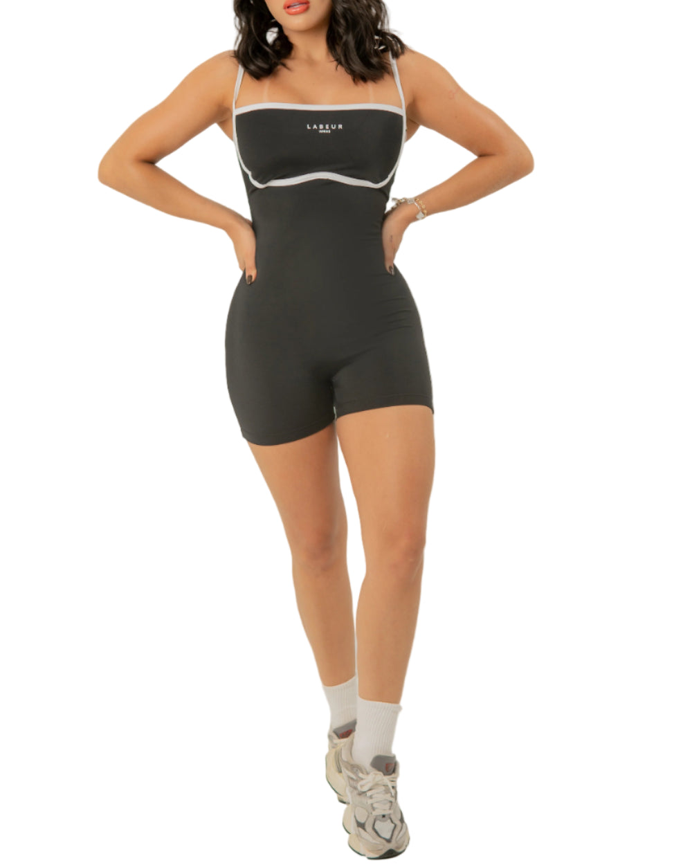 Enterizo Kyoto Labeur Negro Mujer Frontal Modelo