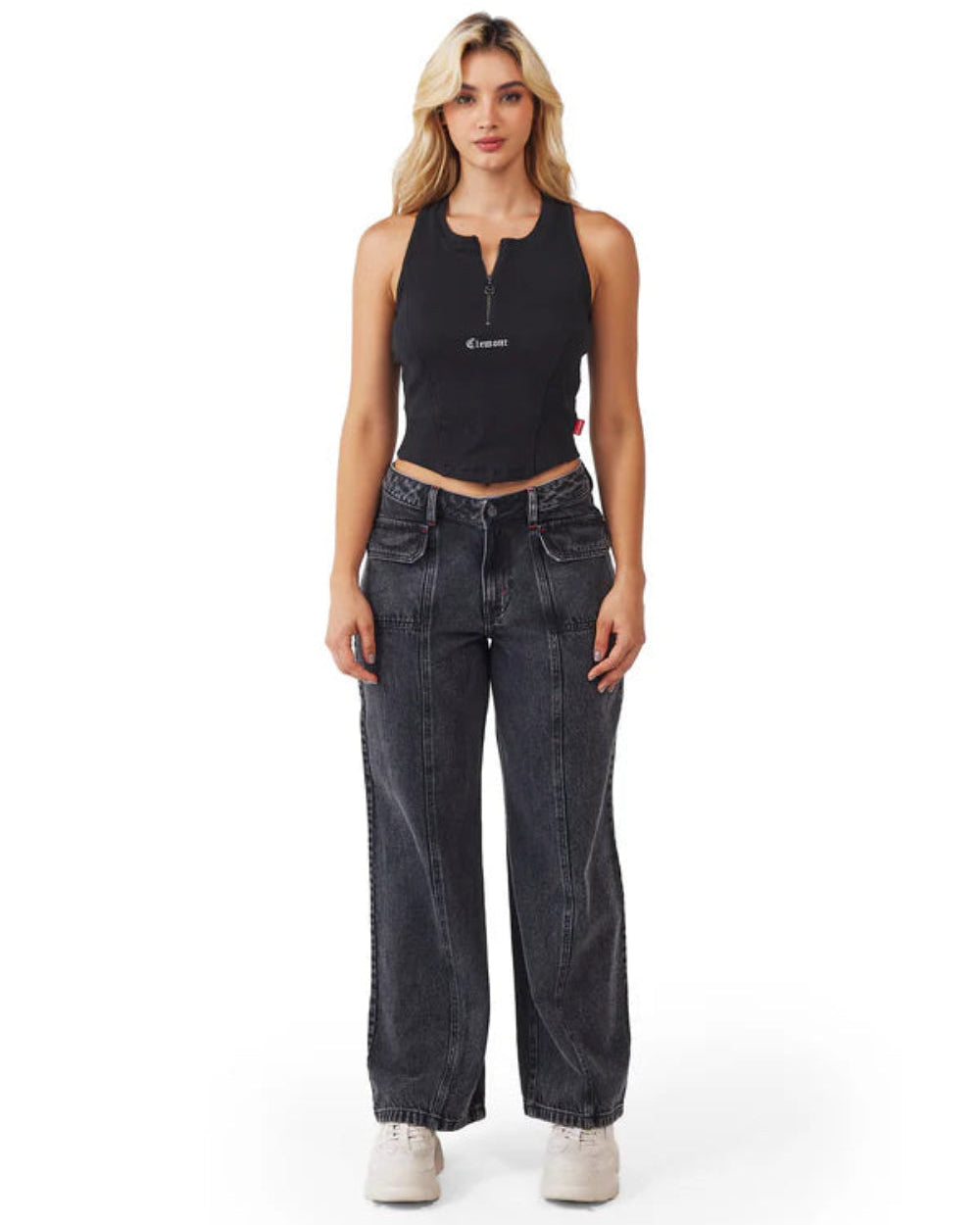 Crop Top Fragile Clemont Negro Frontal General Mujer