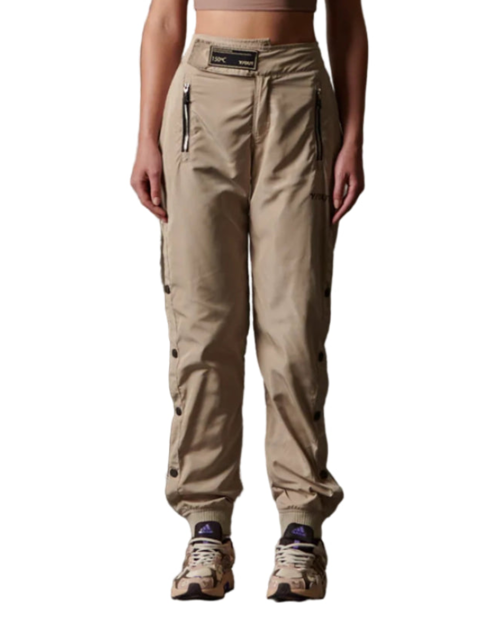 Jogger Crystal YOut Beige Mujer Frontal Modelo