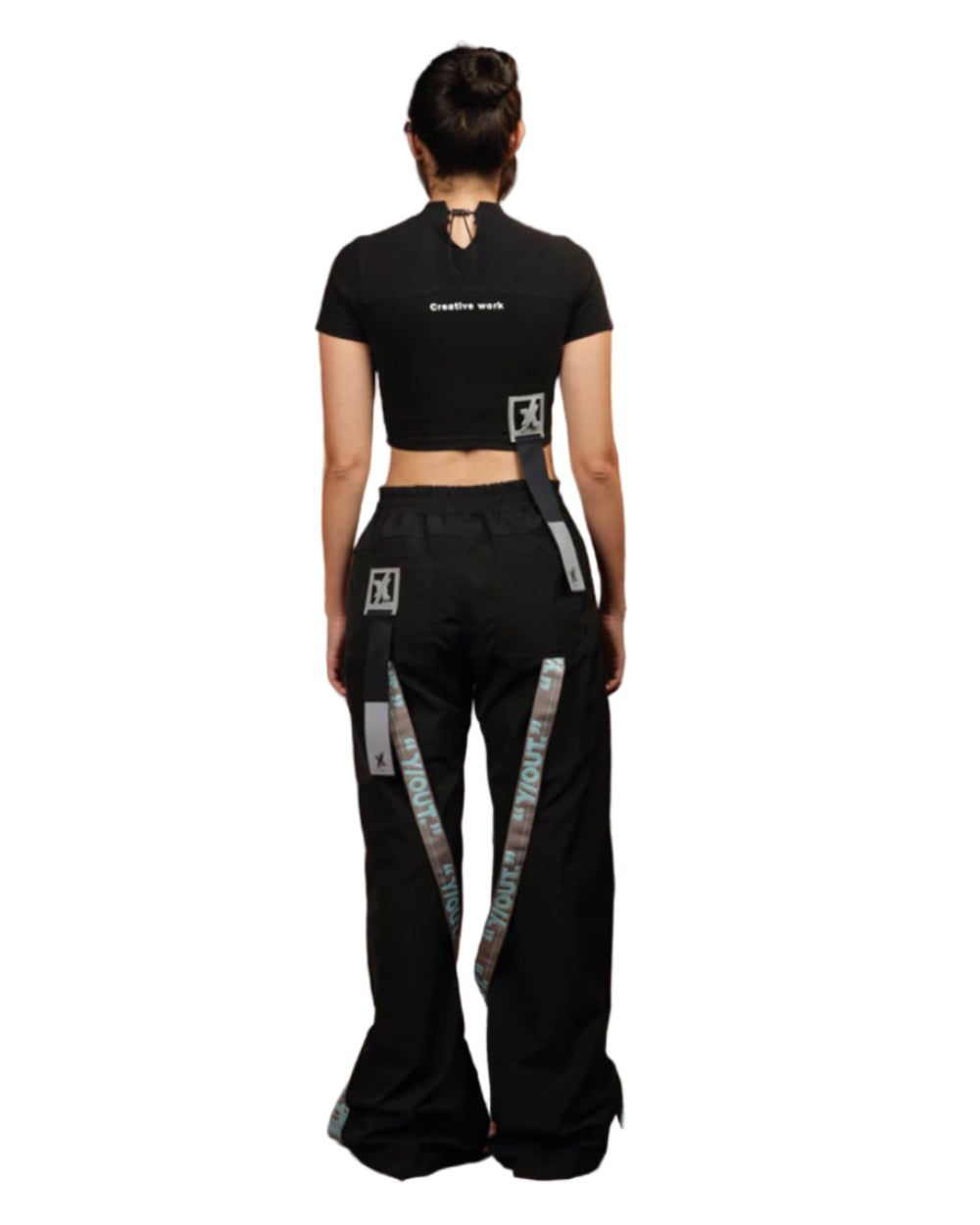 Pantalón YOUT LP Mujer Detrás Modelo